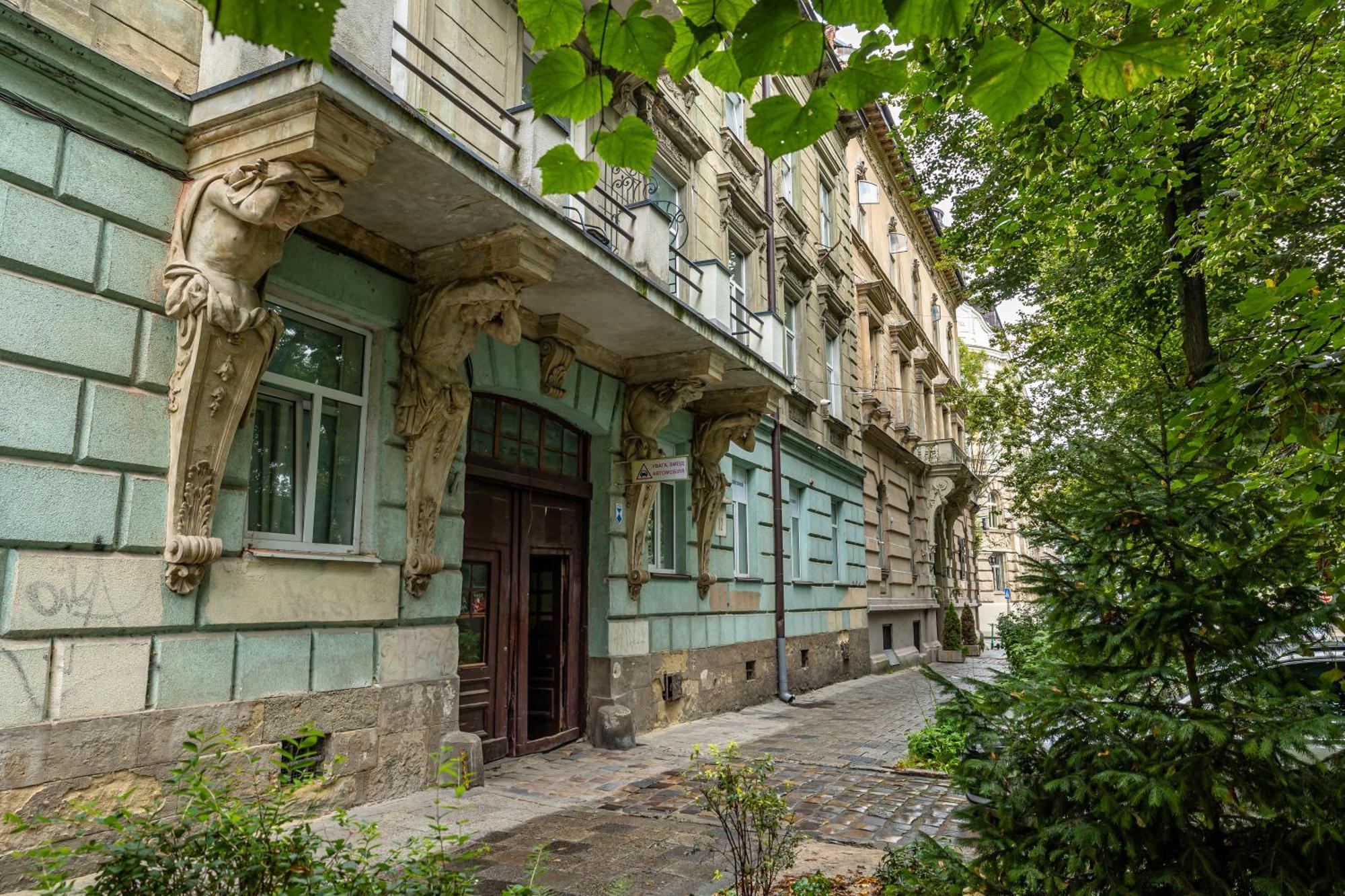 Avangard Green Park Іі Apart 리비프 외부 사진